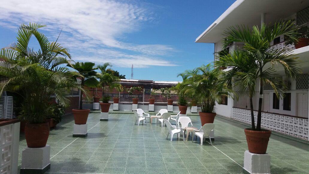Hotel Royal Plaza Florencia  Exterior photo